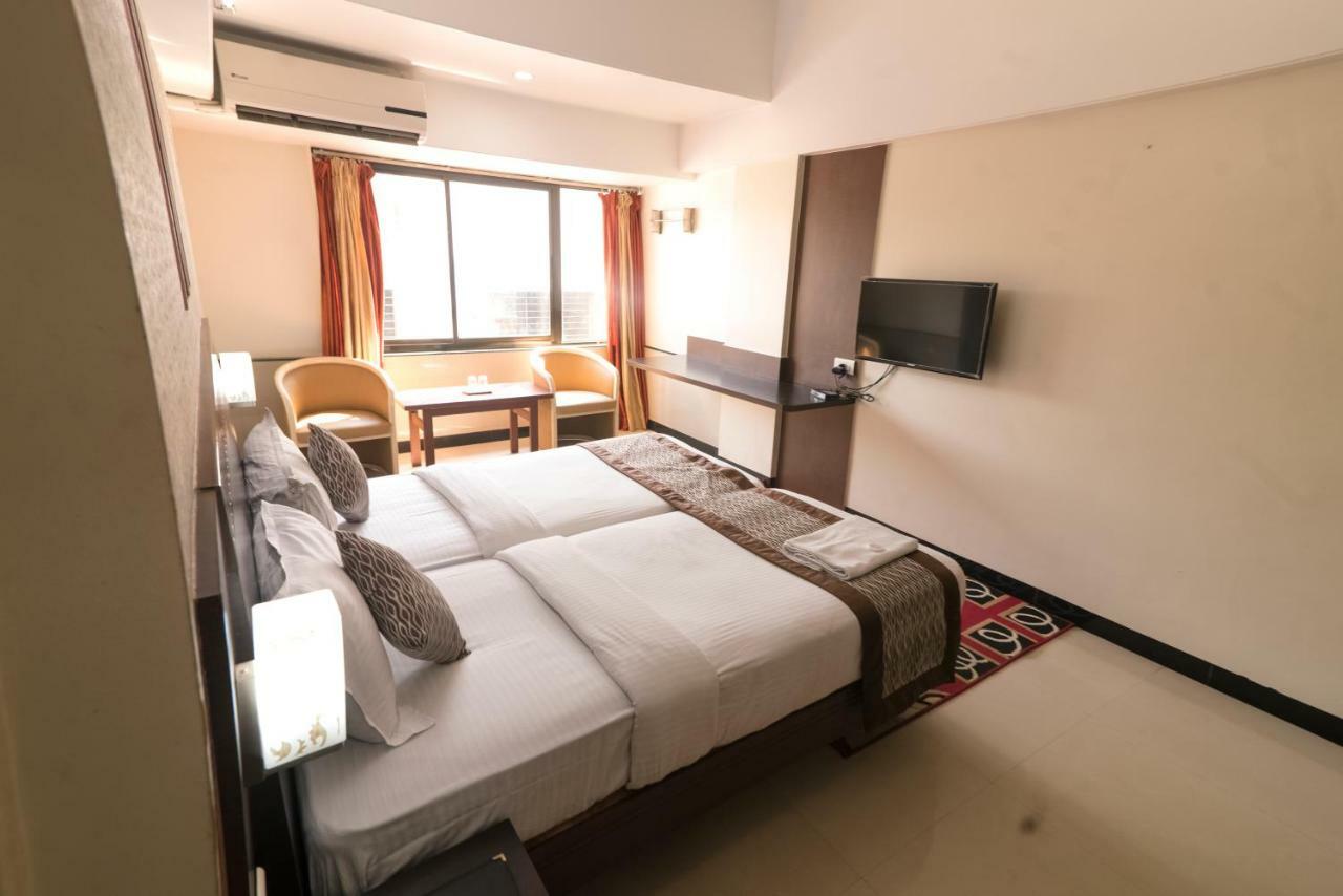 קולהאפור Hotel Ayodhya מראה חיצוני תמונה