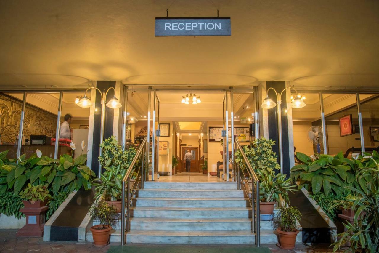 קולהאפור Hotel Ayodhya מראה חיצוני תמונה